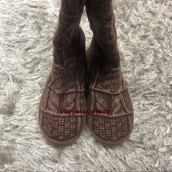 UGG PATCHWORK KNIT TALL BOOTS🎀 - Picture 2 of 9